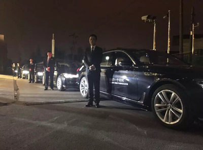 成都中寶全新BMW7系夜間私密試駕會(huì)華麗上演_車迷會(huì)網(wǎng)站 - 滿足您對(duì)車的各種需求的專業(yè)汽車網(wǎng)站及車友俱樂(lè)部